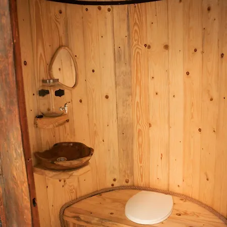 Luksustelt Veza V Korunach Stromov